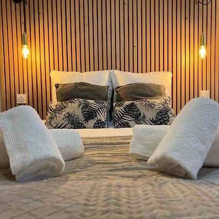 Le Cosy Versaillais فيرفاي المظهر الخارجي الصورة